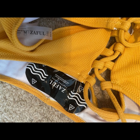 Brand new yellow/orange Zaful swimsuit - Picture 3 of 3